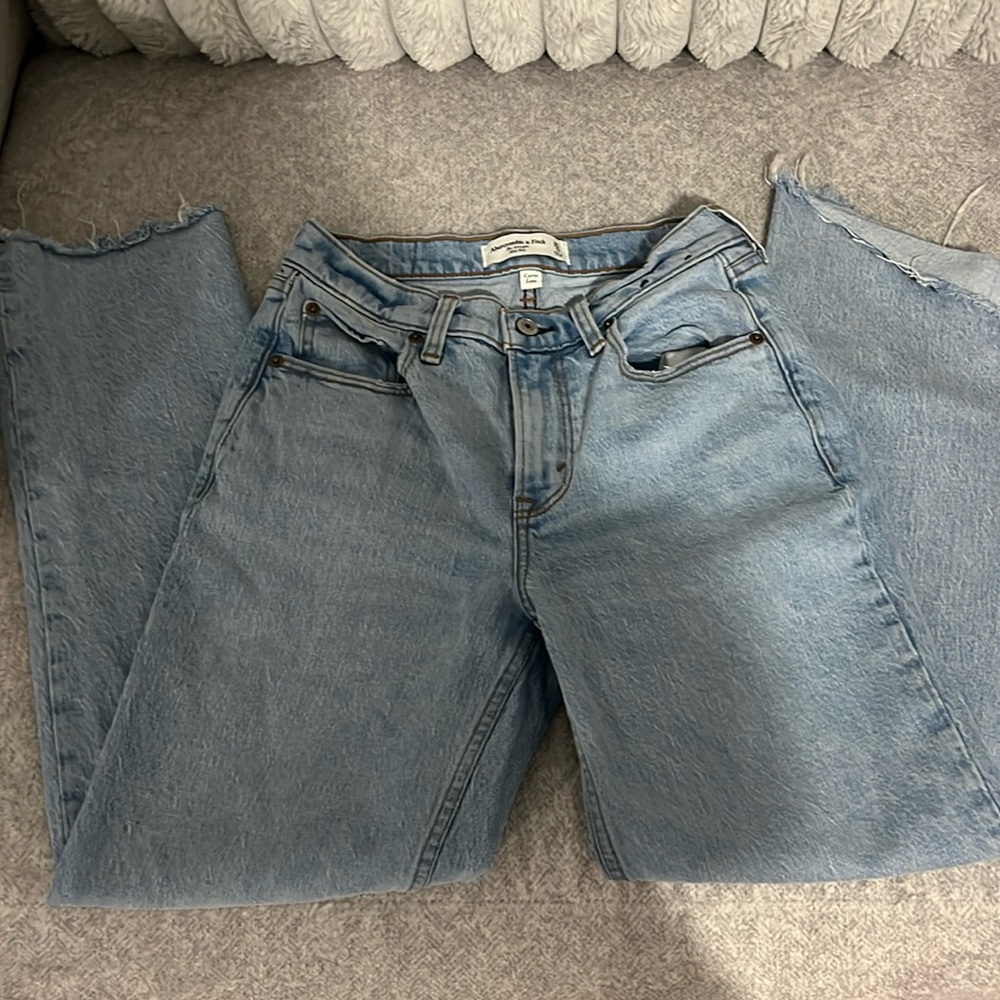 Abercrombie &fitch blue jeans size 25/ 0s , curvy fit